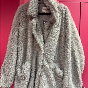 Signature Women's Plush Gray Teddy Jacket